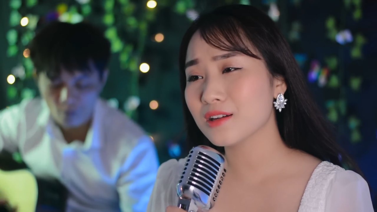 Xin Làm Chim Rừng Núi - Hồ Phương Liên (Official Acoustic Music Video)